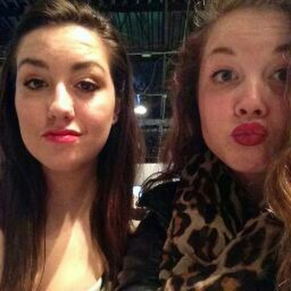 Meet your Posher, Jessica - Picture 1 of 1